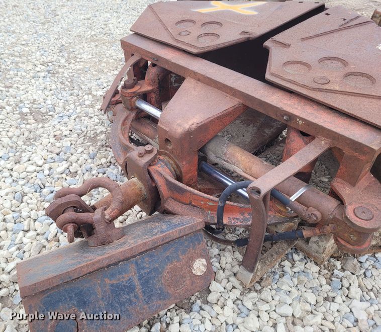 image for item FC9078 26"W clam shell bucket