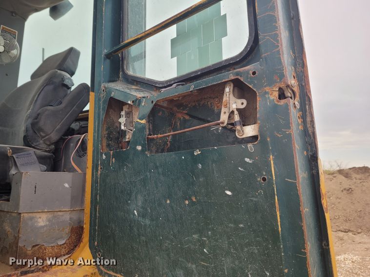 image for item FC9079 2000 Kawasaki 65Z IV  wheel loader