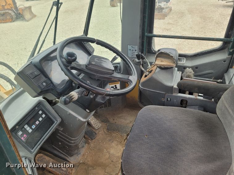 image for item FC9079 2000 Kawasaki 65Z IV  wheel loader