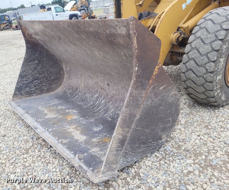 image for item FC9079 2000 Kawasaki 65Z IV  wheel loader