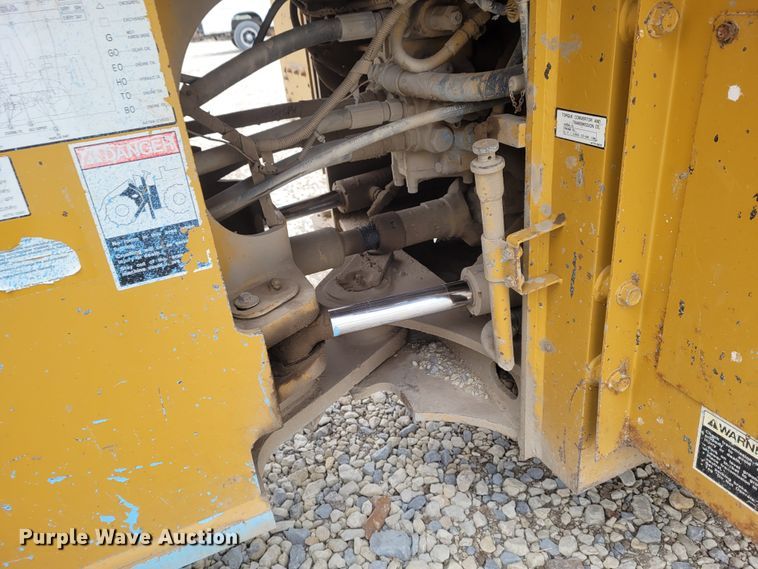 image for item FC9079 2000 Kawasaki 65Z IV  wheel loader