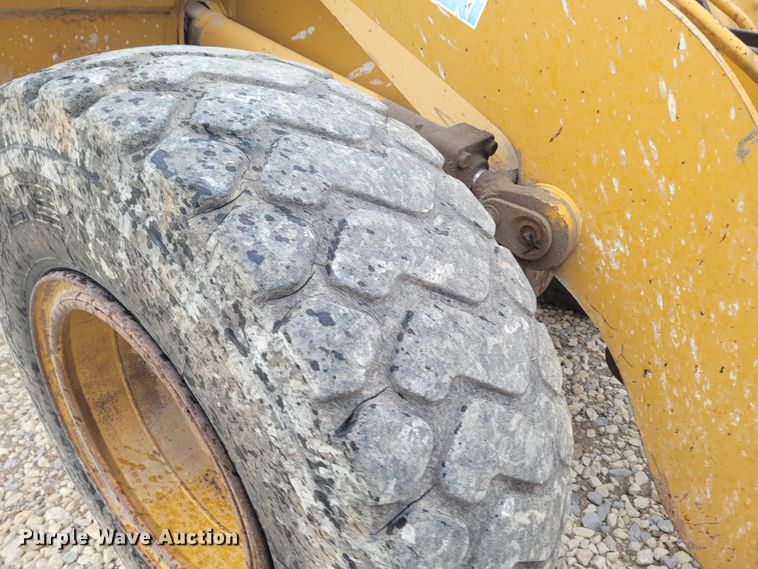 image for item FC9079 2000 Kawasaki 65Z IV  wheel loader
