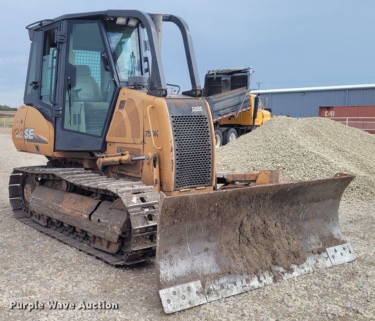 image for item FC9081 2004 Case 750K  dozer