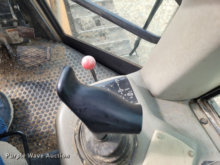 image for item FC9081 2004 Case 750K  dozer