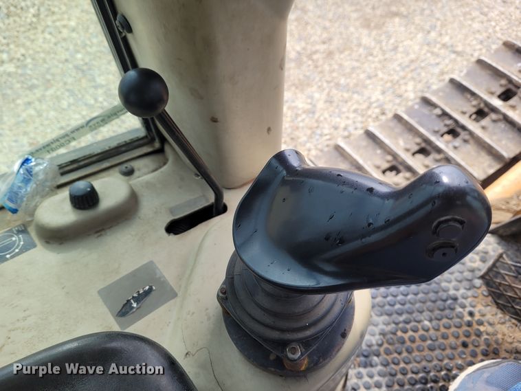 image for item FC9081 2004 Case 750K  dozer