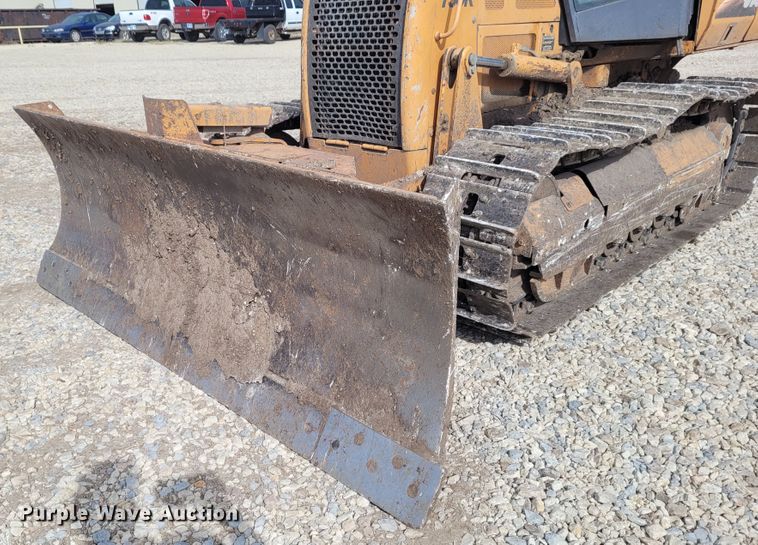 image for item FC9081 2004 Case 750K  dozer