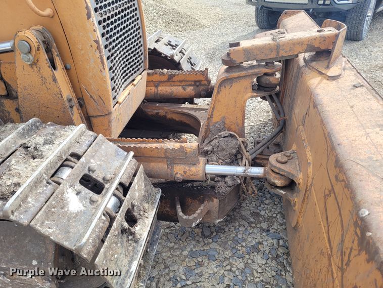 image for item FC9081 2004 Case 750K  dozer