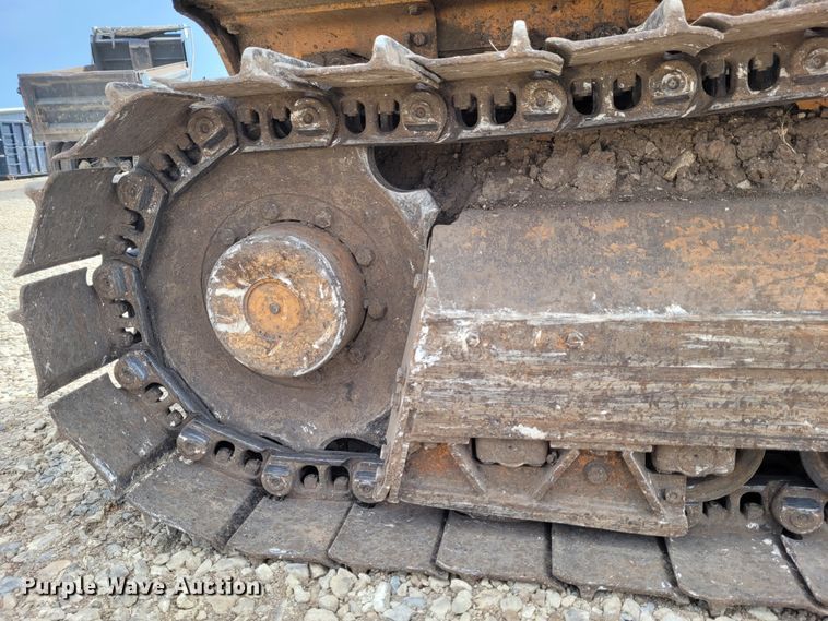 image for item FC9081 2004 Case 750K  dozer