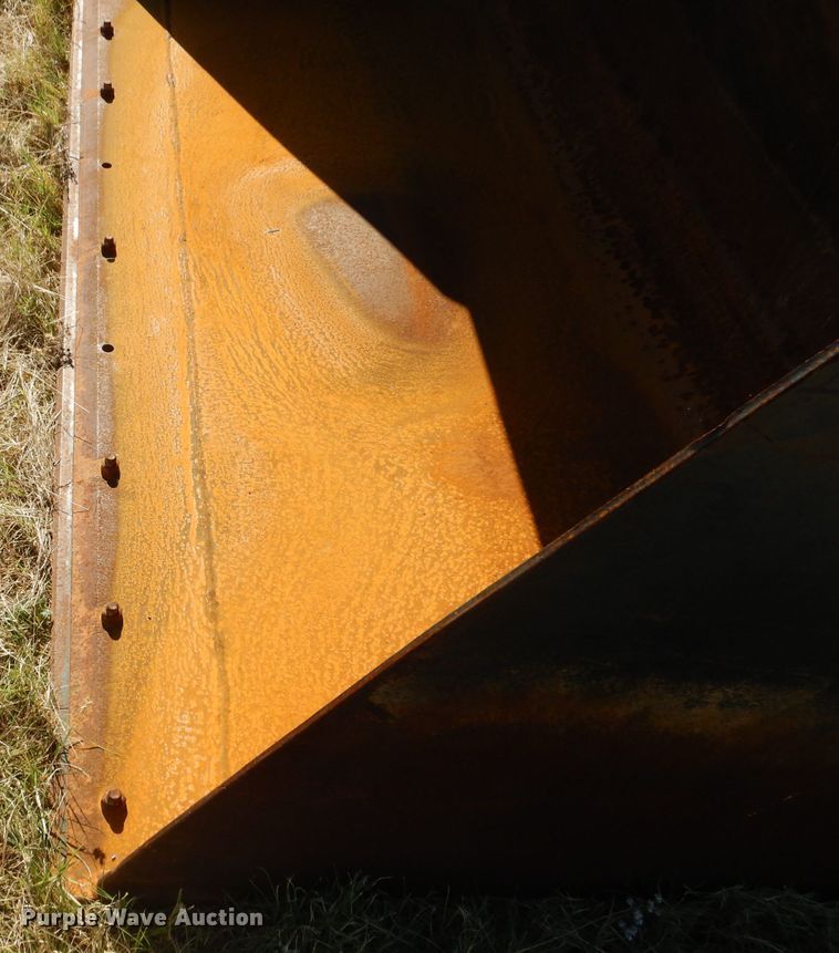 image for item HC9213 Frontier MJMJ4061  bucket