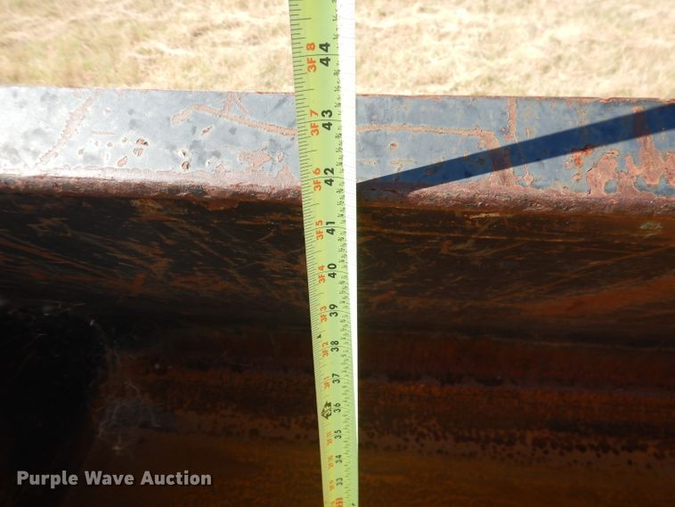 image for item HC9213 Frontier MJMJ4061  bucket