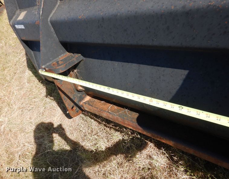 image for item HC9213 Frontier MJMJ4061  bucket