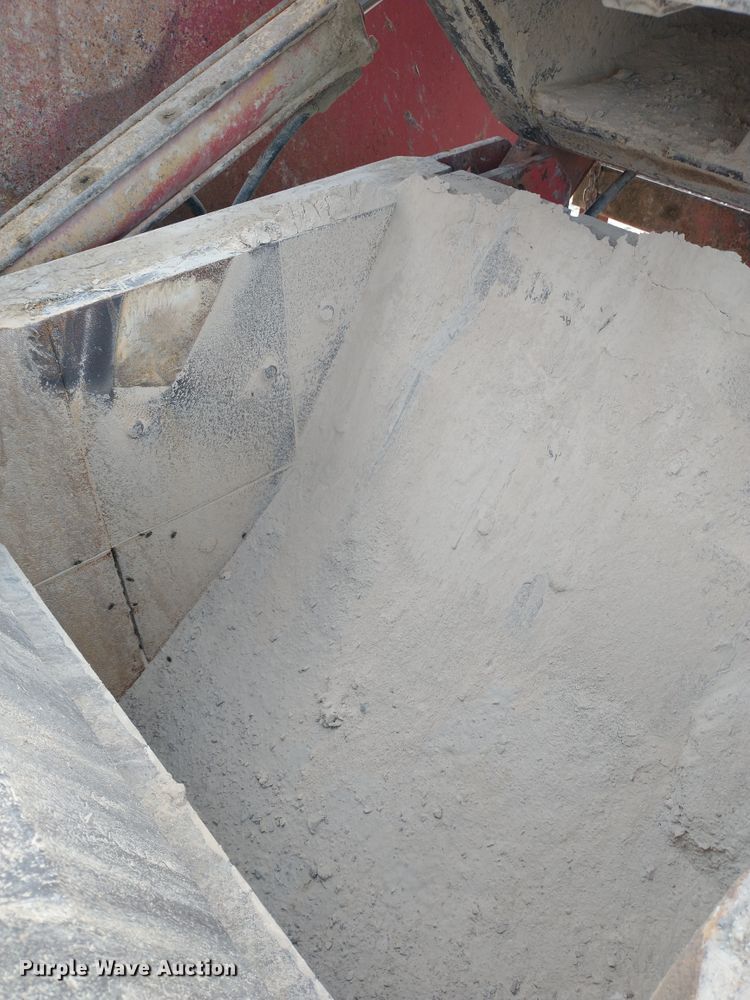 image for item HF9934 2004 Eagle 33D7836  crushing plant