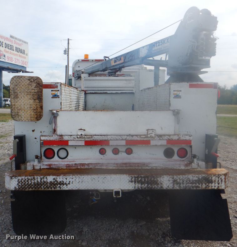 image for item HT9456 2012 Peterbilt 337  utility / service truck