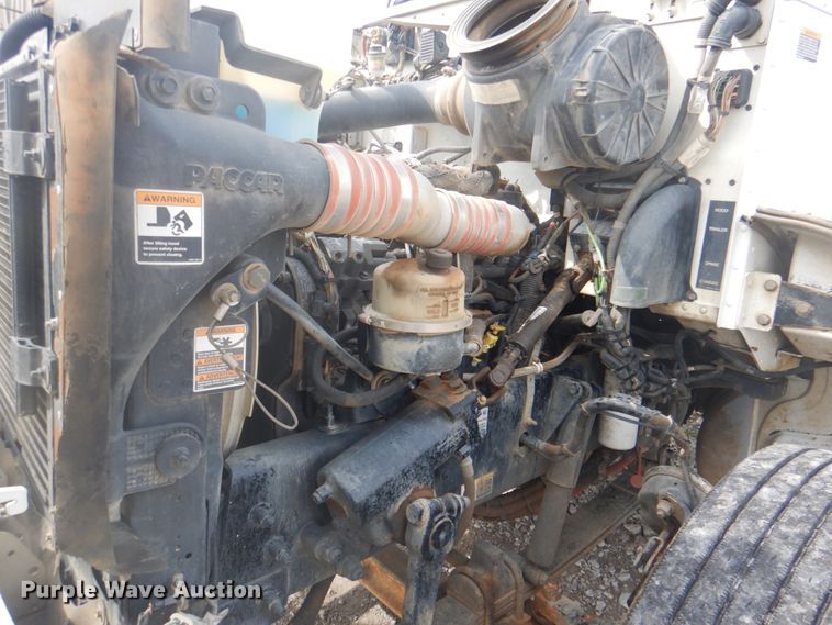 image for item HT9456 2012 Peterbilt 337  utility / service truck