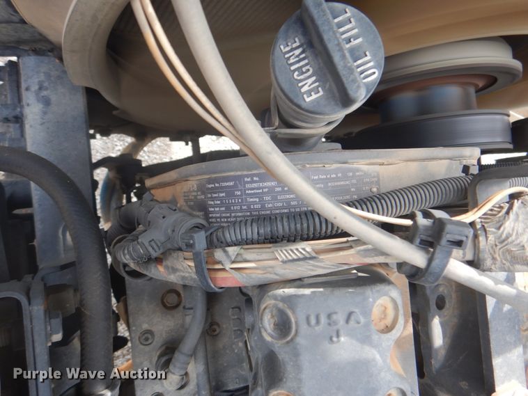 image for item HT9456 2012 Peterbilt 337  utility / service truck