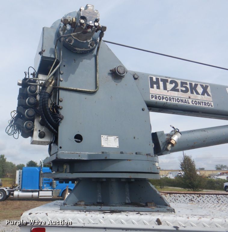 image for item HT9456 2012 Peterbilt 337  utility / service truck