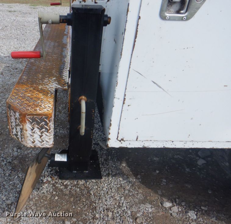 image for item HT9456 2012 Peterbilt 337  utility / service truck