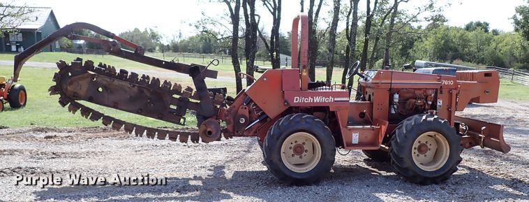 image for item IC9524 1996 Ditch Witch 7610  trencher