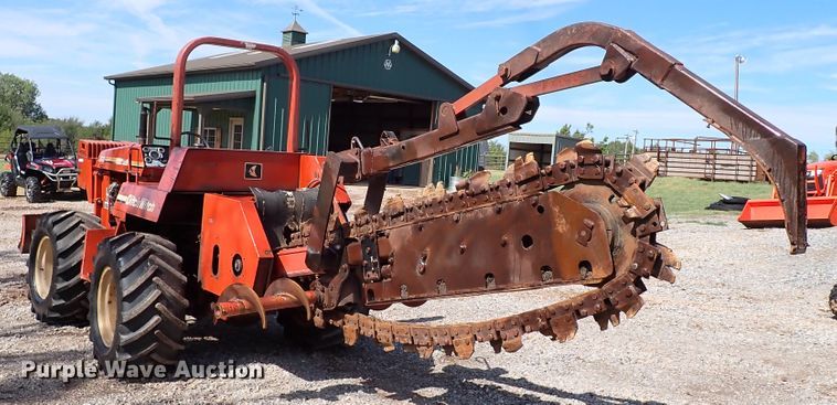 image for item IC9524 1996 Ditch Witch 7610  trencher