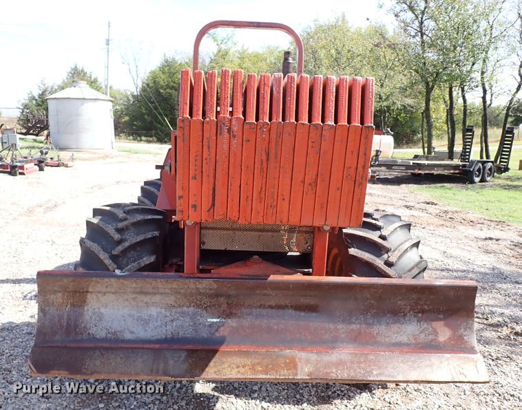 image for item IC9524 1996 Ditch Witch 7610  trencher