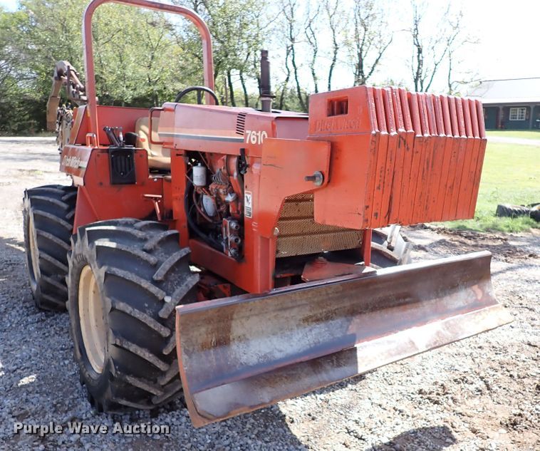 image for item IC9524 1996 Ditch Witch 7610  trencher