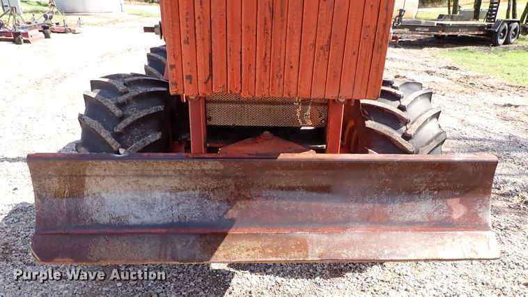 image for item IC9524 1996 Ditch Witch 7610  trencher