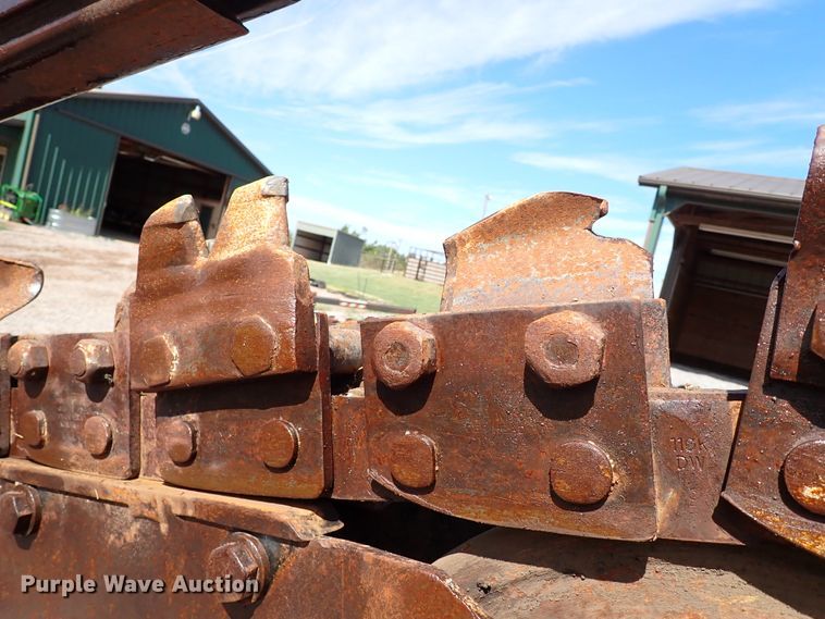 image for item IC9524 1996 Ditch Witch 7610  trencher