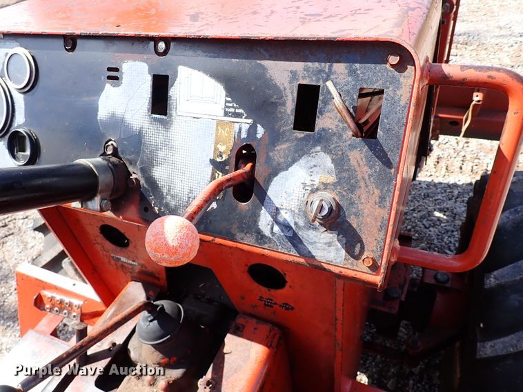 image for item IC9524 1996 Ditch Witch 7610  trencher