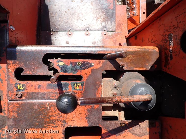 image for item IC9524 1996 Ditch Witch 7610  trencher