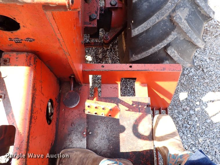 image for item IC9524 1996 Ditch Witch 7610  trencher