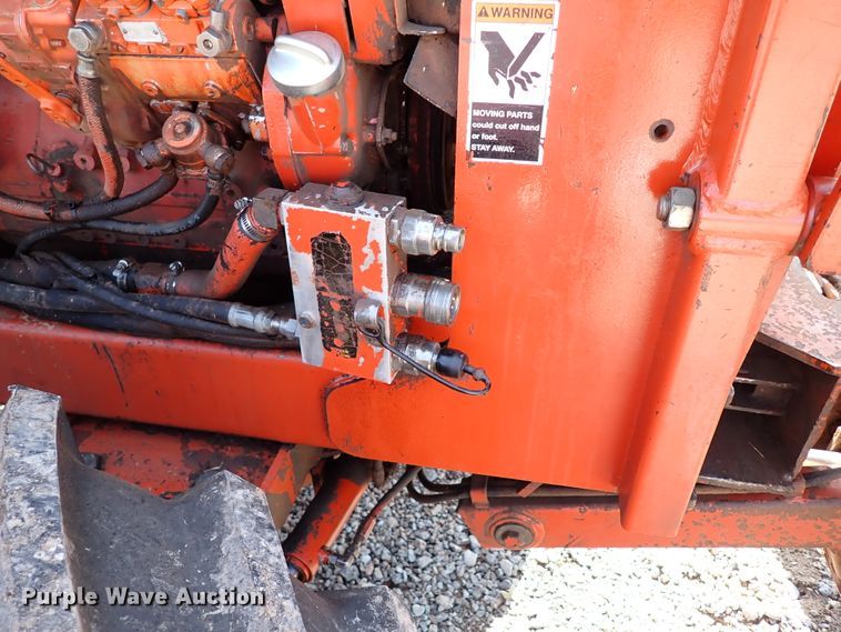 image for item IC9524 1996 Ditch Witch 7610  trencher