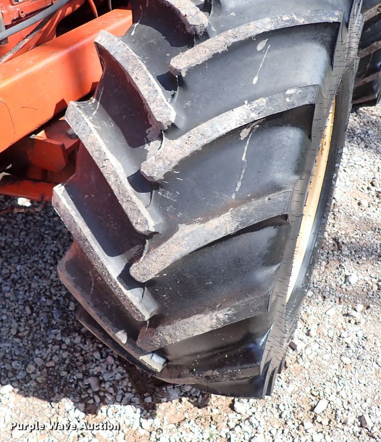 image for item IC9524 1996 Ditch Witch 7610  trencher