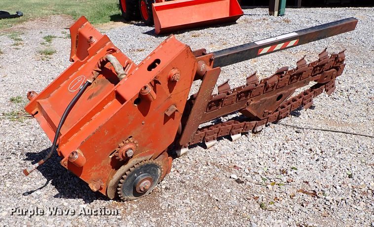 image for item IC9524 1996 Ditch Witch 7610  trencher