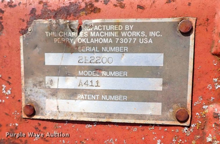 image for item IC9524 1996 Ditch Witch 7610  trencher