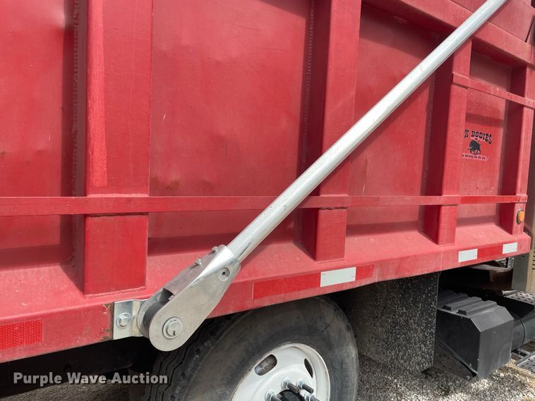 image for item IF9257 2005 International 7600  dump truck