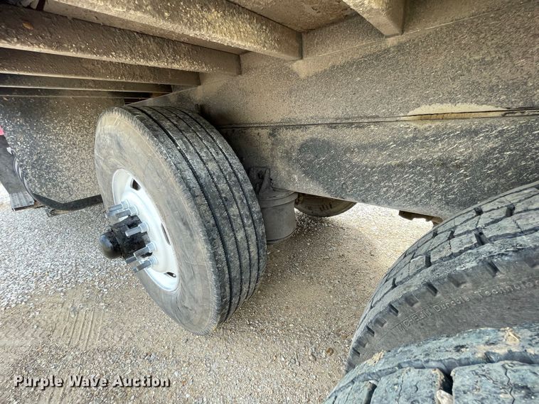 image for item IF9257 2005 International 7600  dump truck