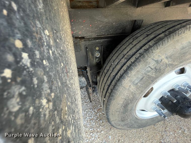 image for item IF9257 2005 International 7600  dump truck