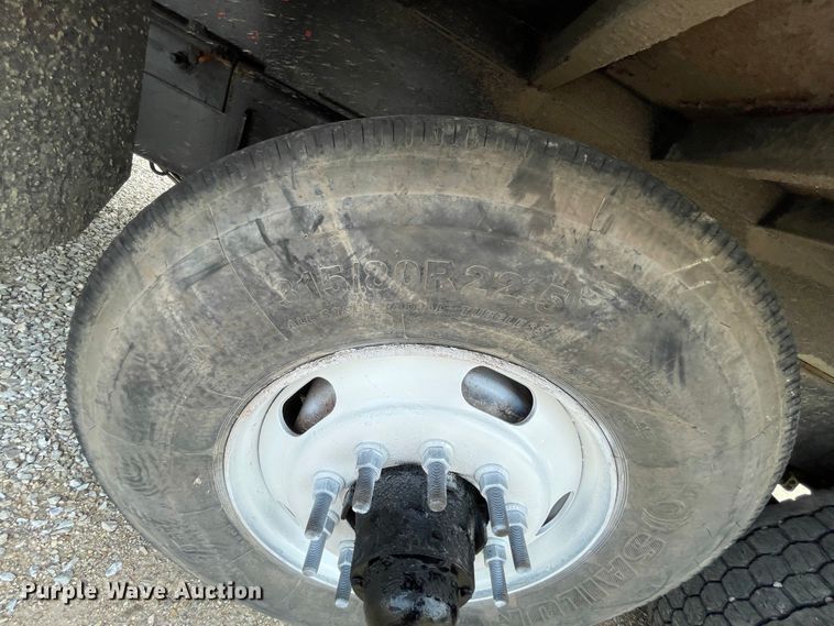 image for item IF9257 2005 International 7600  dump truck