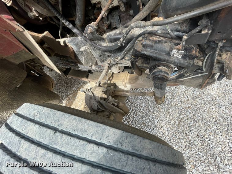 image for item IF9257 2005 International 7600  dump truck