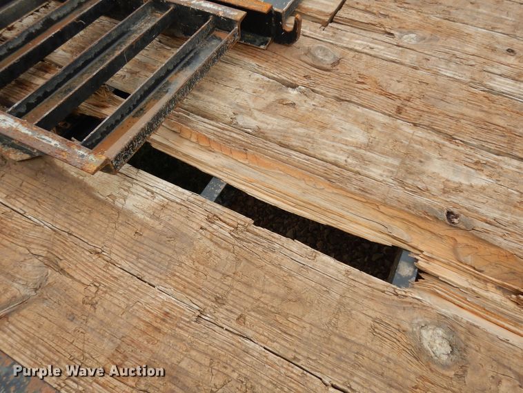 image for item IK9496 2016 Texas Pride  equipment trailer