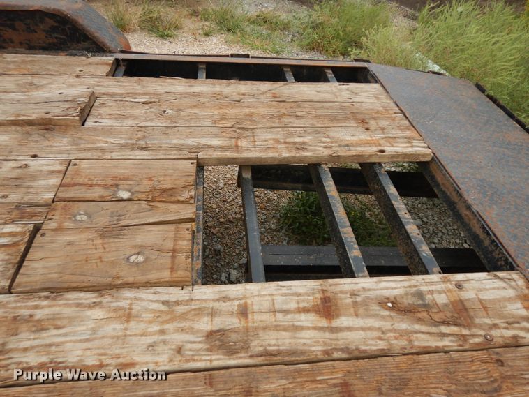 image for item IK9496 2016 Texas Pride  equipment trailer