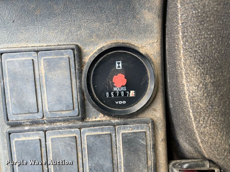 image for item IK9531 2005 Volvo EC210B LC  excavator