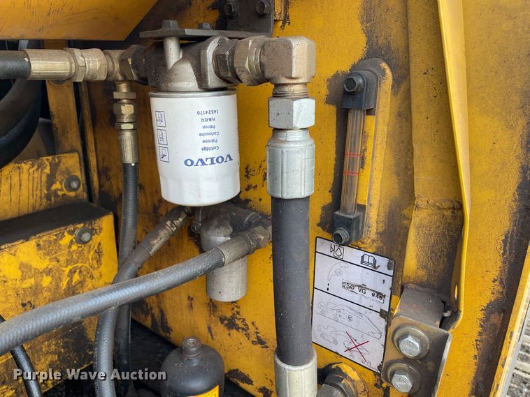 image for item IK9531 2005 Volvo EC210B LC  excavator