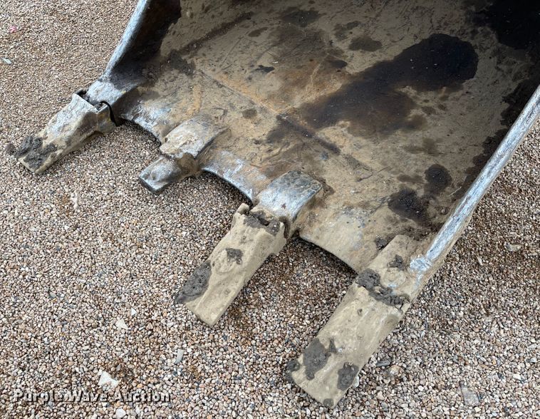 image for item IK9531 2005 Volvo EC210B LC  excavator