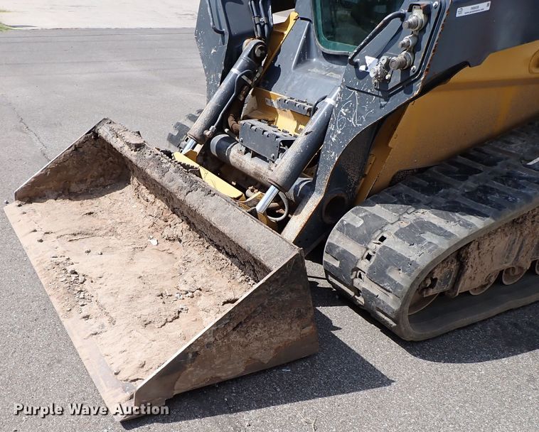 image for item IN9659 2017 John Deere 333G  tracked skid steer loader