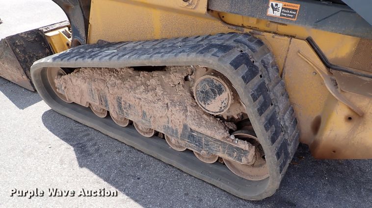 image for item IN9659 2017 John Deere 333G  tracked skid steer loader
