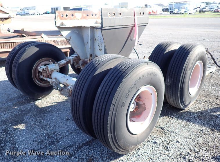 image for item IN9738 Tandem axles