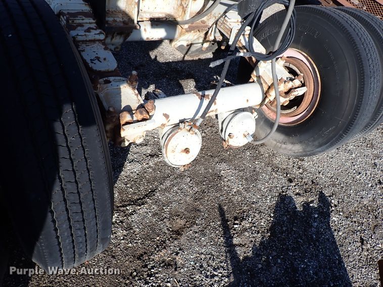 image for item IN9738 Tandem axles