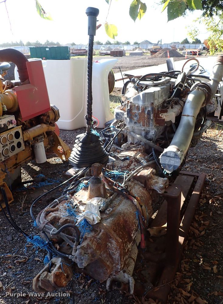 image for item IN9744 Mack E7-350  engine