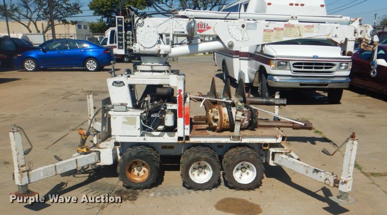 image for item IR9197 1996 SDP EZ Hauler  mini digger derrick